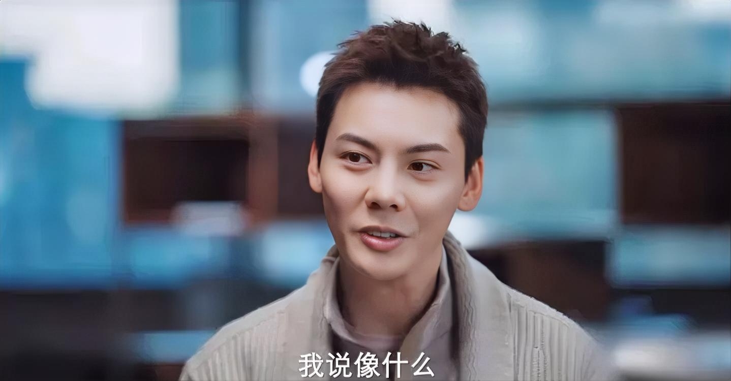 看到陈伟霆感谢任达华，才懂什么叫真前辈。

娱乐圈最讽刺的一幕：有人拼命打压后辈