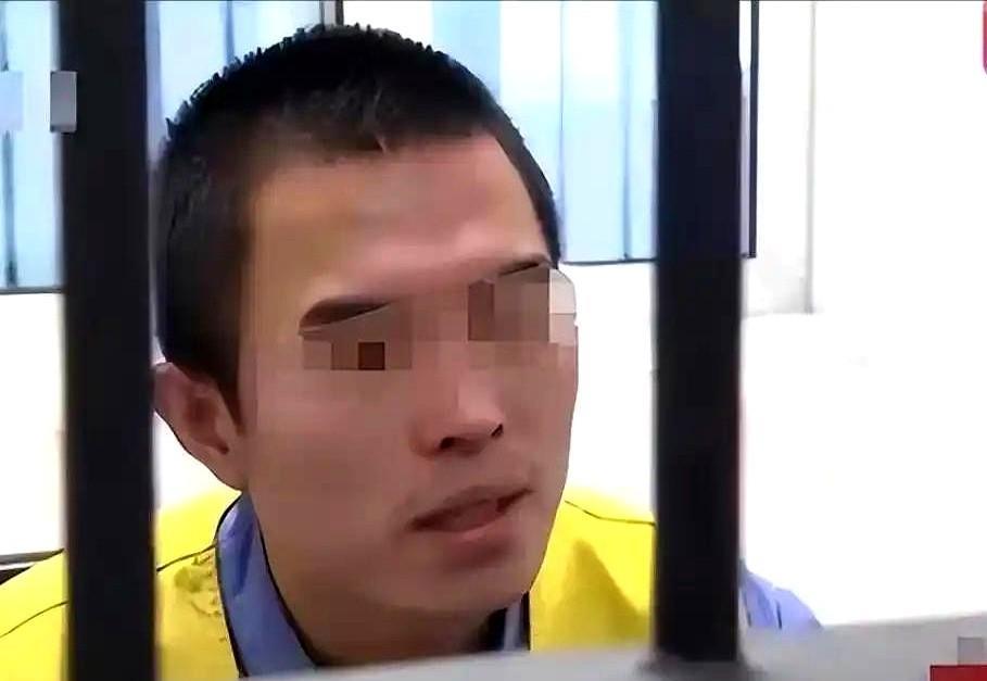 “她让我们一家人都患上了艾滋，难道不该死吗？”2018年上海一家三口染上艾滋病，