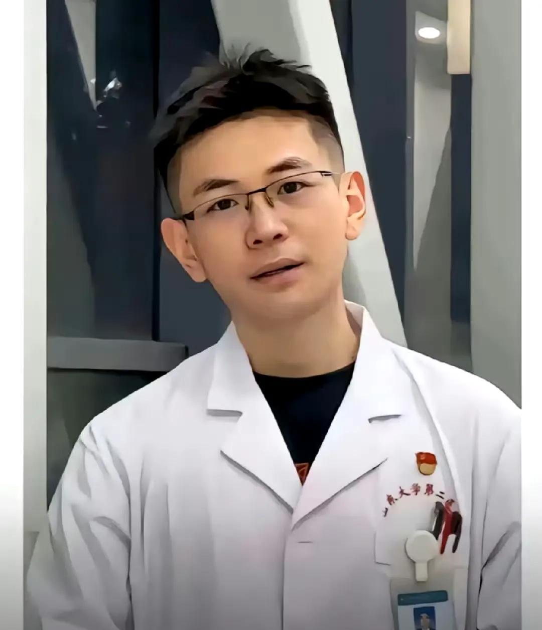 #你认可罗某宇系跳楼自杀吗#
细细想想这里面许多点存疑怎么能认可呢？越想漏洞越多