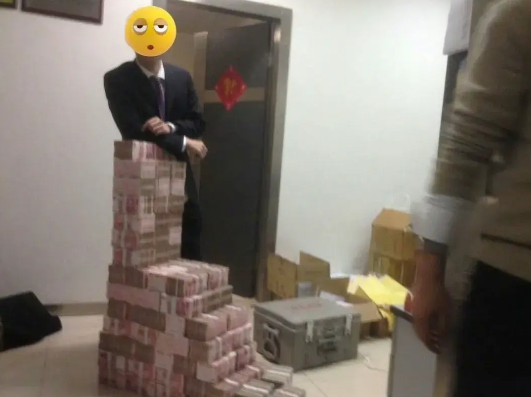 看一下一千万的实体概念。