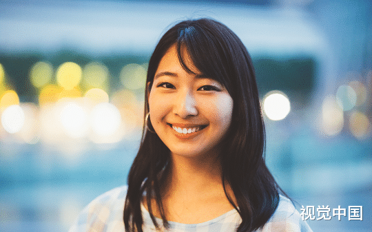 女子高考前夕突然开悟，直接从学渣逆袭成学霸，让身边看不起自己的人后悔