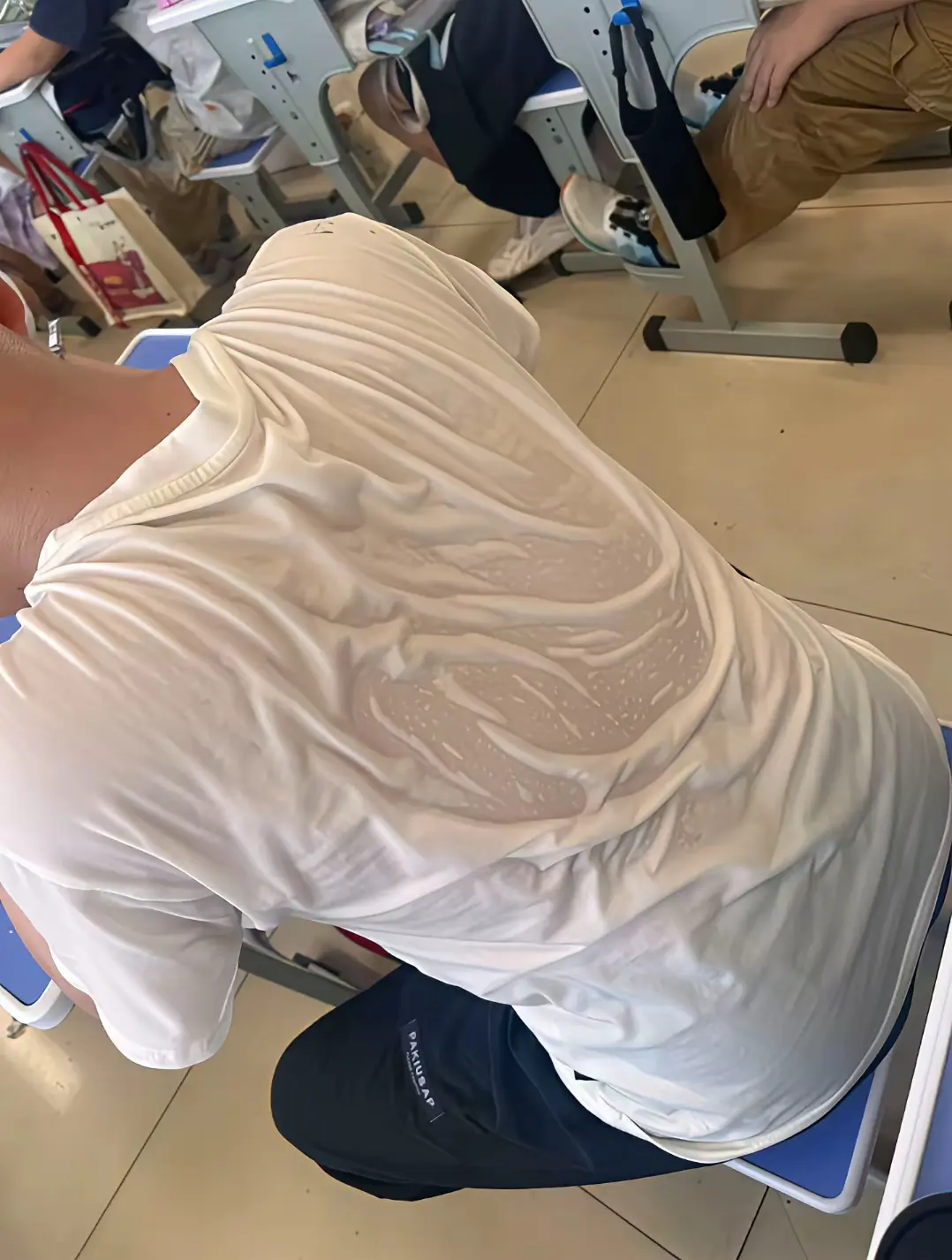 九零后没有空调，是怎么熬过来的？