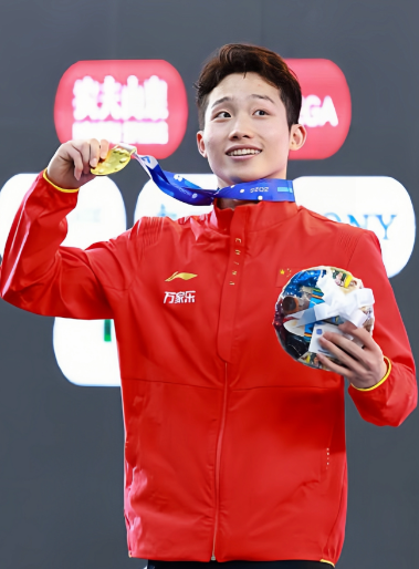 跳水世锦赛中国历届奖牌一览；

25年，9金3银4铜，累计16枚；

23年，1