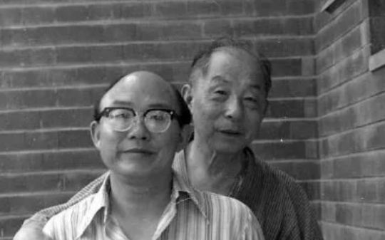 1994年张学良唯一活着的儿子回国，飞机上请人照顾：64岁不会汉语