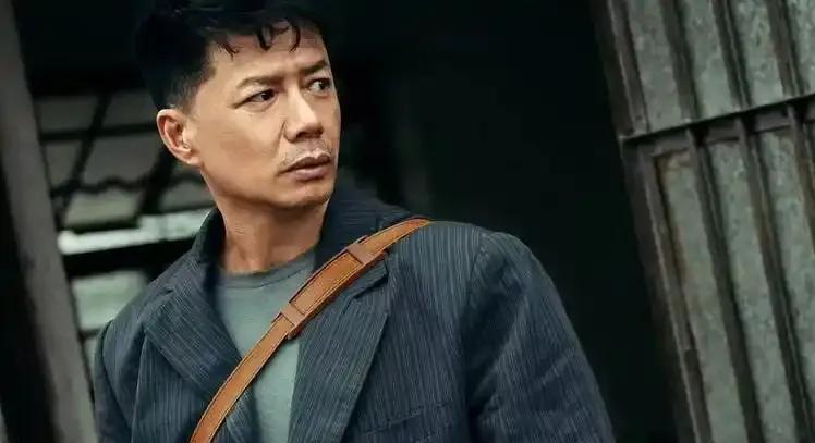 演话剧演得好，演电影没问题，演电影演得好，演电视剧没问题。这句话成立吗。其实，前
