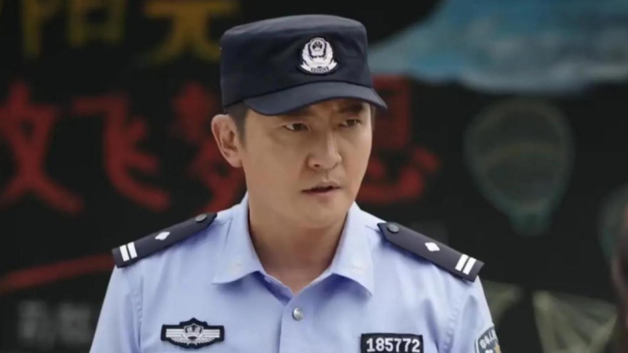 《驻站》：东寨村的“超级英雄”常胜记