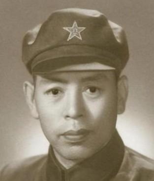 1932年，陈玉仁叛变，供出了潜伏在敌人内部的地下党员王世英，王世英察觉到异常后