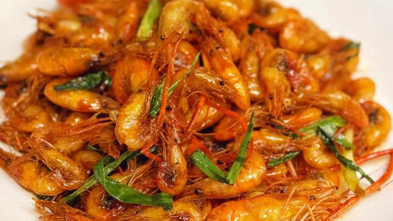 油爆虾：深夜酒桌的“小炸弹”