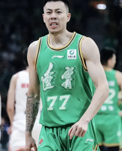 打联赛球队确实是需要得分手而且是稳定的得分手，突出了“稳定”2字。就是说不管什么