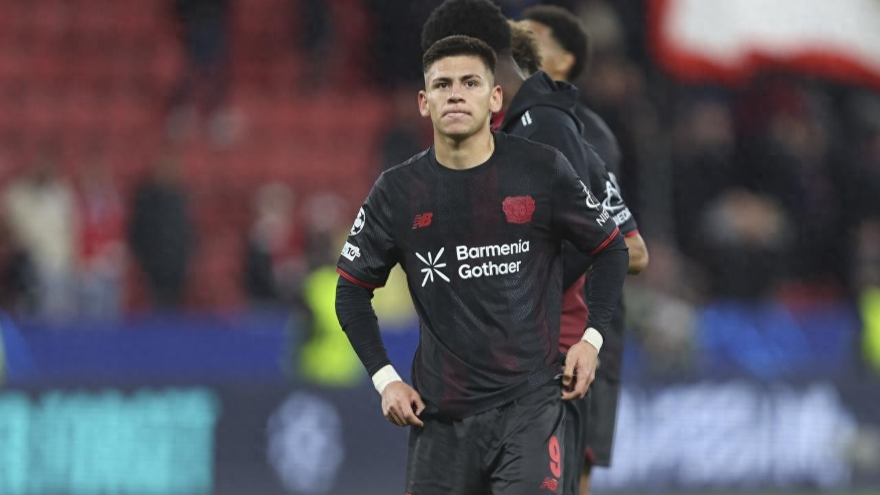 阿媒：在勒沃库森踢不上球，曼城考虑提前回收阿根廷天才