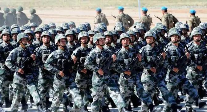 现在很多西方国家包括美国，估计都在思考一个问题：中国人民解放军到底能打多强，战斗