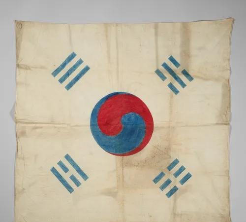 大家知道韩国历史分不开中国吗？韩国在日本帝国控制时期连国旗也拿不出来，最后实在没