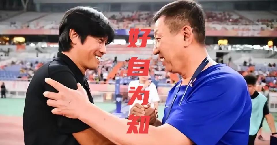 看来韩国主教练在中国都难有善终。主教练和外援发布会上共同开喷自己的俱乐部，也是开