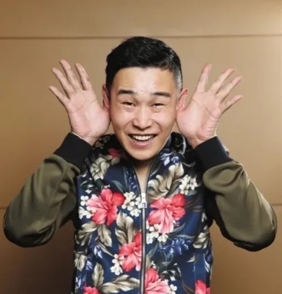 不查不知道，一查给我吓呆了

原来坎坷奋斗了18年的小沈阳，如今达到了一个普