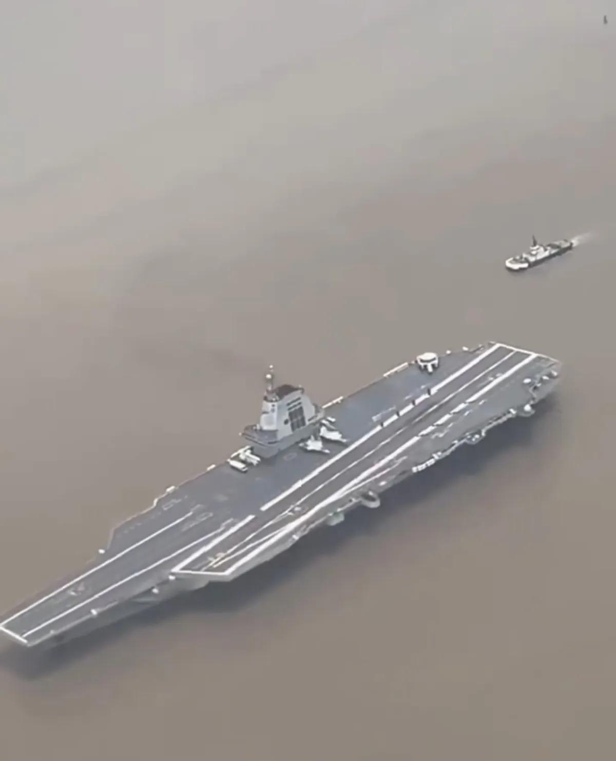 福建舰第8次海试完，离正式交付海军服役又更近啦！从网上传出来的图片来看，这是在长