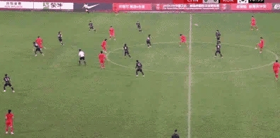 国足仅凭1个大脚，就战胜了韩国