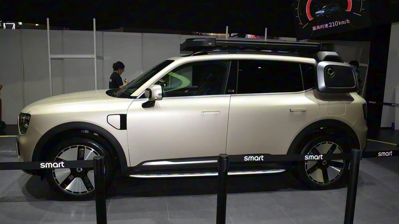 奔驰全新插混SUV来了！18.99万起，油耗0.45L，续航1615km，要火