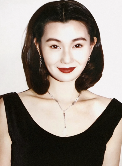 早期张曼玉的巨星感赢麻了