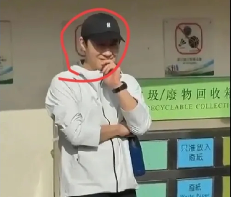 四大天王里
我不羡慕刘德华的颜值，张学友的歌喉，以及郭富城的舞姿，但是58岁黎明