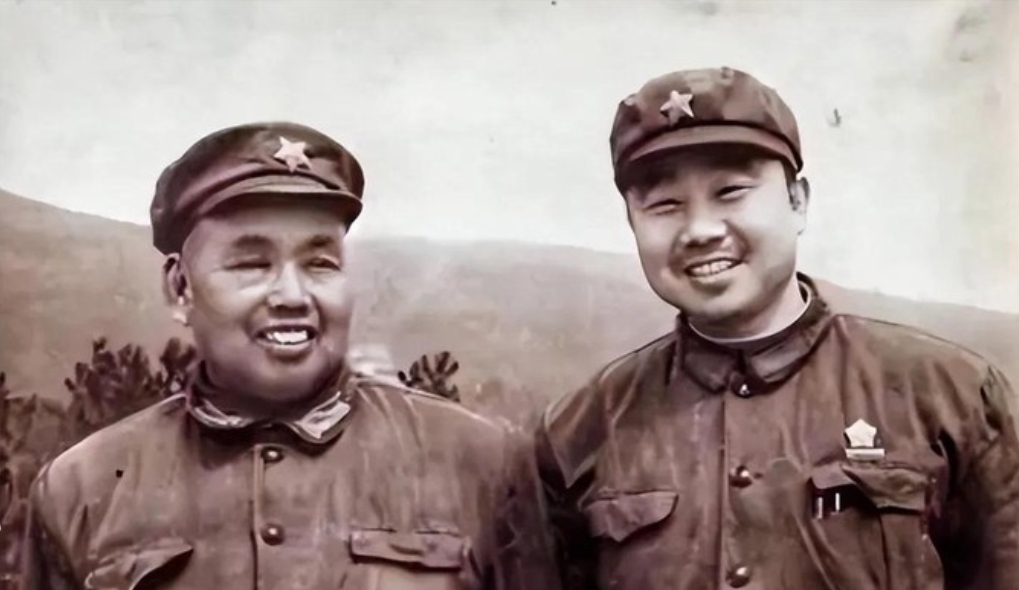 1957年，许世友将军的警卫连长去上海出差，和一男人擦肩而过。军人的警觉，让他猛