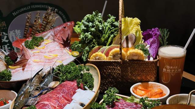 厦门火锅界清流！这锅能喝的泡菜汤，我连干三碗