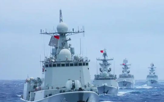 菲律宾等不要脸的国家在南海搞联合巡航，野心昭然若揭，中国直接出动轰炸机编队…