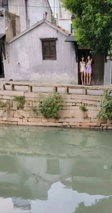 成年人的世界没有容易二字