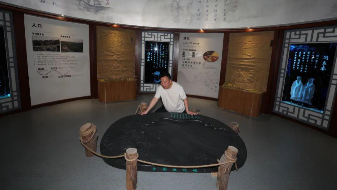 中国最大罗纹砚，落户玉山县规划馆，由中华砚雕师廖芝军创作