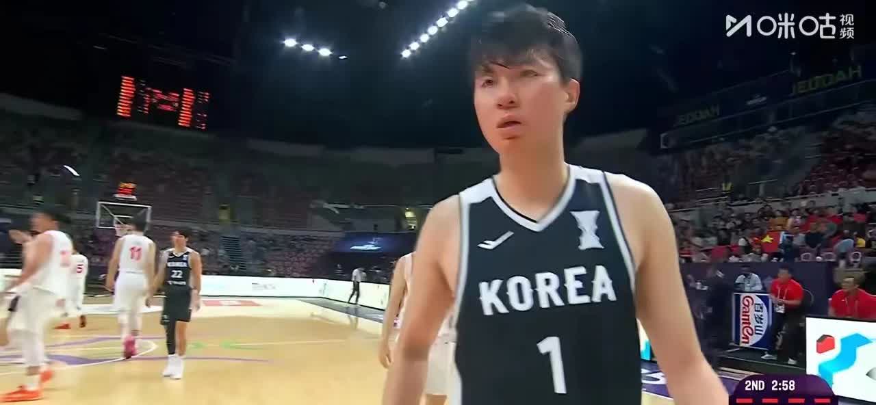 最弱小组第一中国挺进半决赛，亚洲第一日本没进八强，宇宙第一韩国止步八强。是中国运