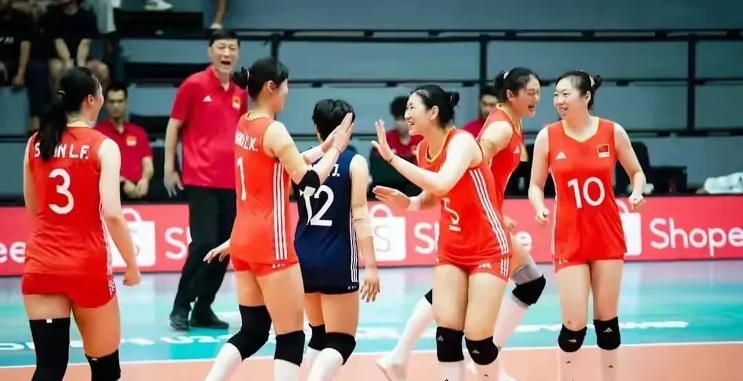 U21女排世锦赛上，中国女排3:0零封对手，这场胜利意义非凡，预示着新生力量的崛