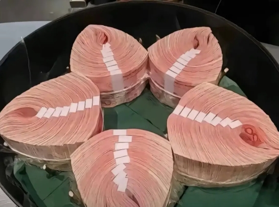 老丈人爱吃海鲜，这准备的三文鱼怎么样