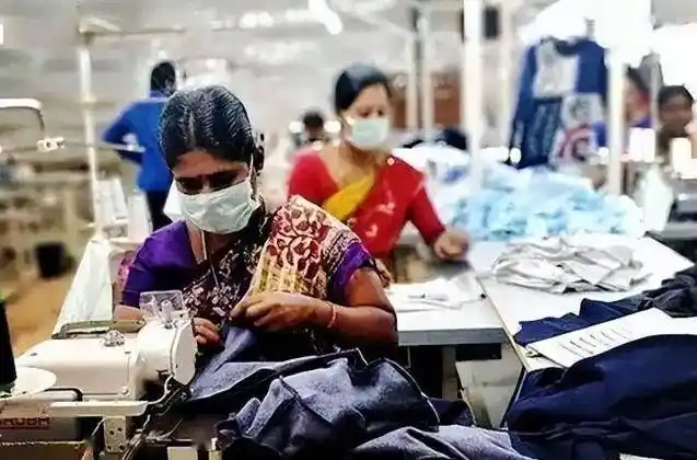 印度奇葩现象：数千女性为工作主动切除子宫，背后真相让人揪心