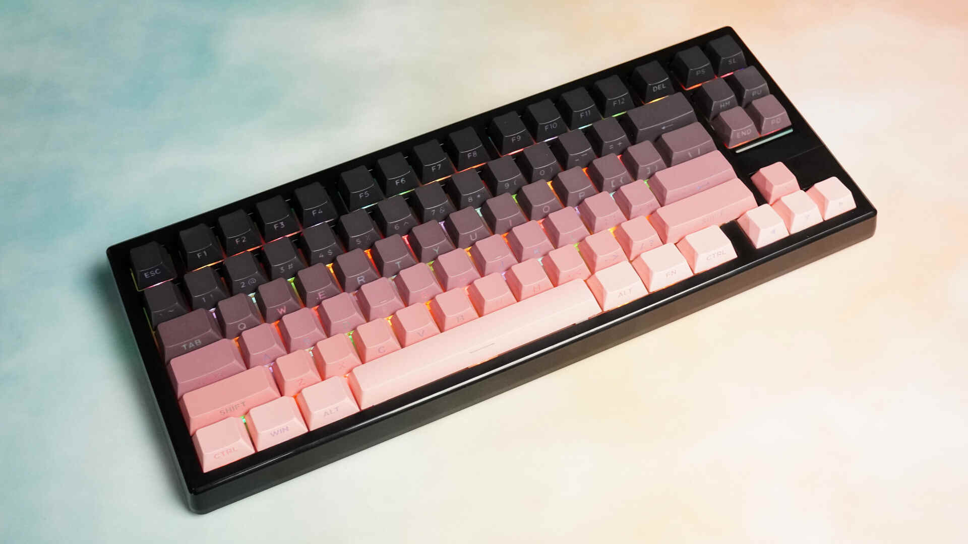 侧刻很好看，多模软切换 - GANSS 3075T Pro黑粉渐变麦田黄轴