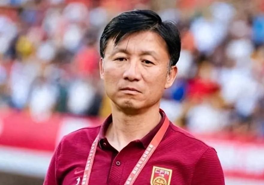 成耀东可以竞聘国少主帅！根据体坛周报消息足协近期开始寻找u15国少主帅人选！我看