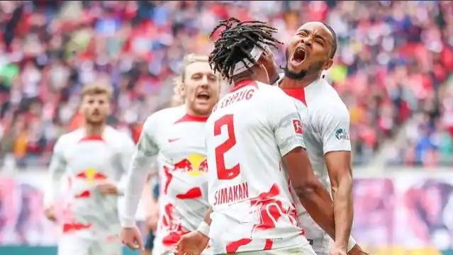 【足球】周五联赛推荐：帽子戏法连虹已成习惯【十一连冠】。