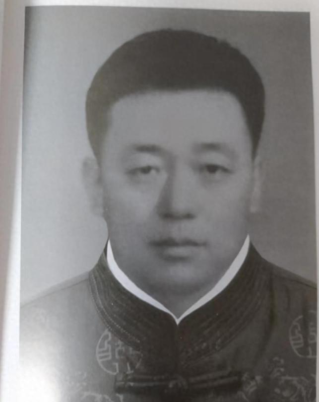 1939年，冀东抗联总司令高志远去开会，萧克看了他一眼：“配枪不错。”高志远闻言