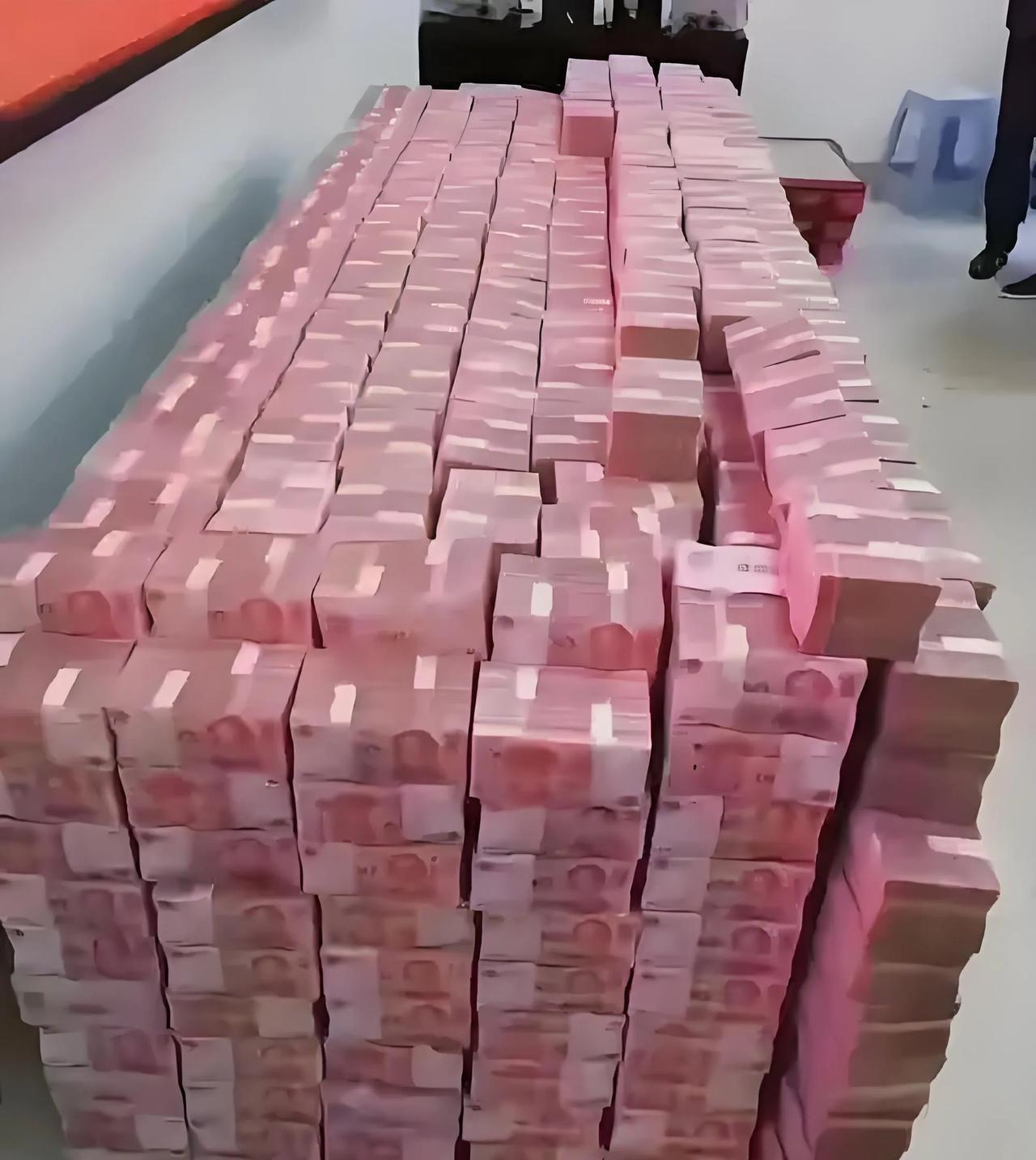 天降横财！财神爷亲授8亿财富密码，速来领取！
刚刚经历了一场奇遇，财神爷亲自托梦