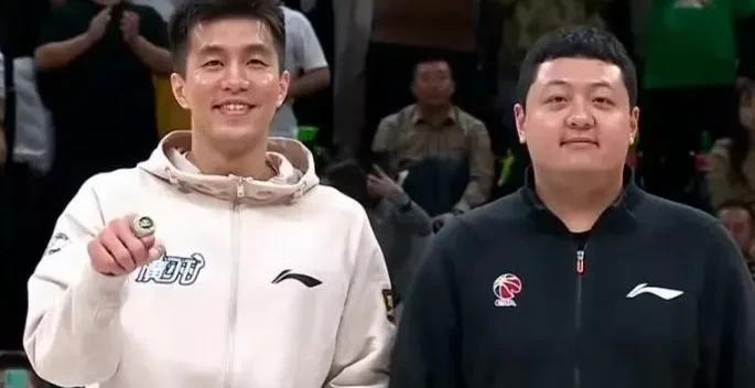 郭艾伦注资5000w于辽宁男篮？变成郭总？
最近辽宁男篮将股权全部质押给银行，累
