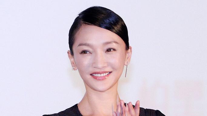 周迅如何通过拿捏童童而牵制天后？