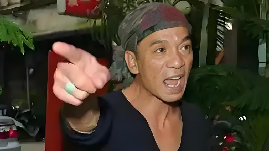 台湾资深演员惨死家中！23年没见儿子现身灵堂，前妻揭露死因！