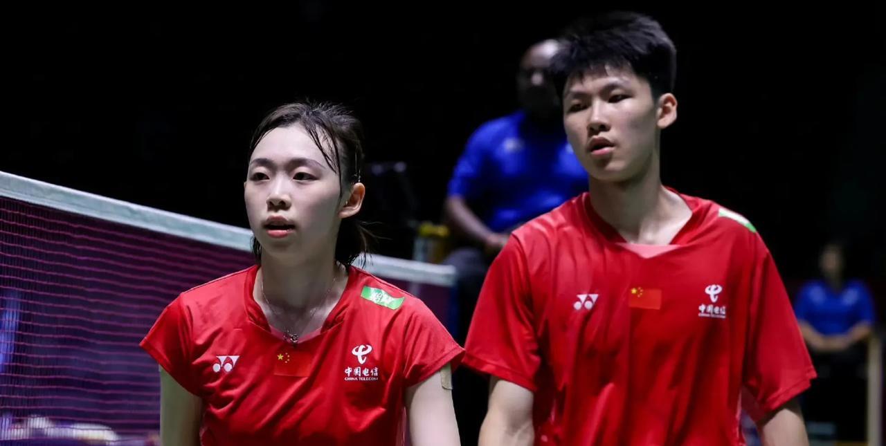 炫梦组合无缘八强！
2025年中国澳门羽毛球公开赛刚刚结束了一场混双1/8决赛。