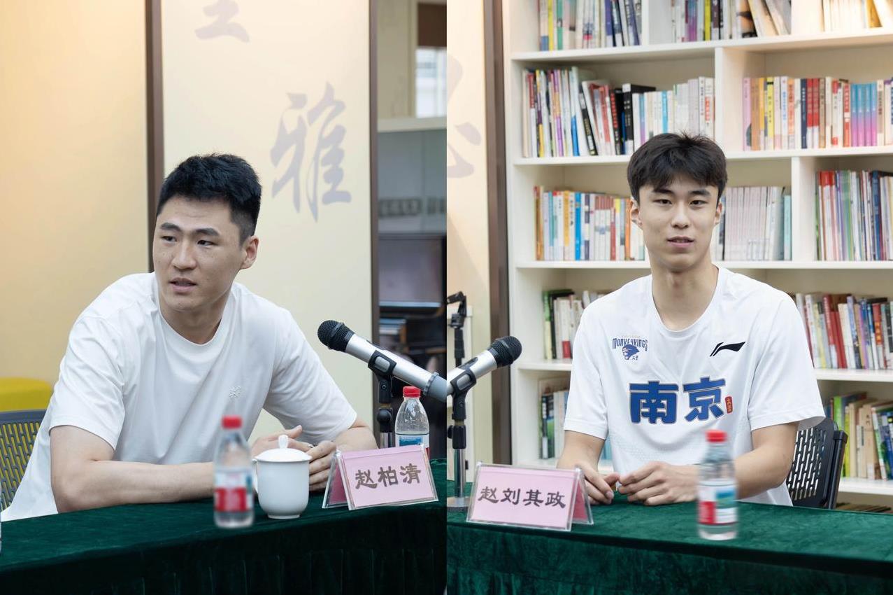 南京同曦男篮在休赛期能否进一步补强呢？当前，球队在后卫和内线方面需要补强，得有两