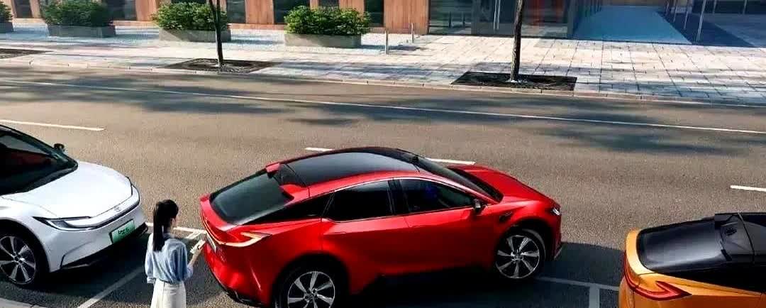 据说，这是高人对用车做出来的总结！

三年不换车——买国产

六年不换车