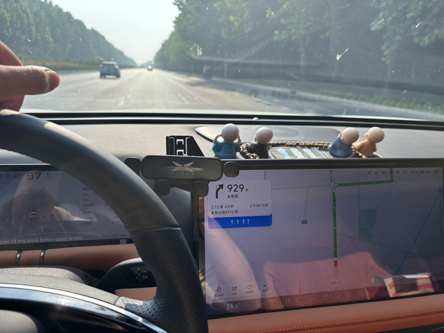 当下买电车更看重什么
目前新能源汽车功能价格卷的让顾客眼花缭乱！但是大家的选车标