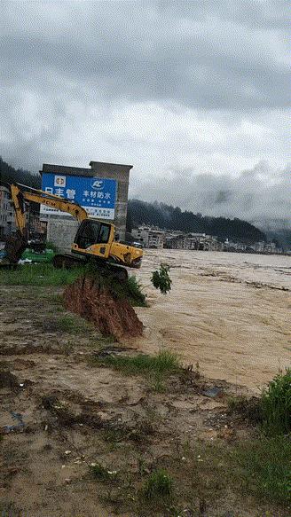 没有人把它开走吗？可惜了！[惊呆]