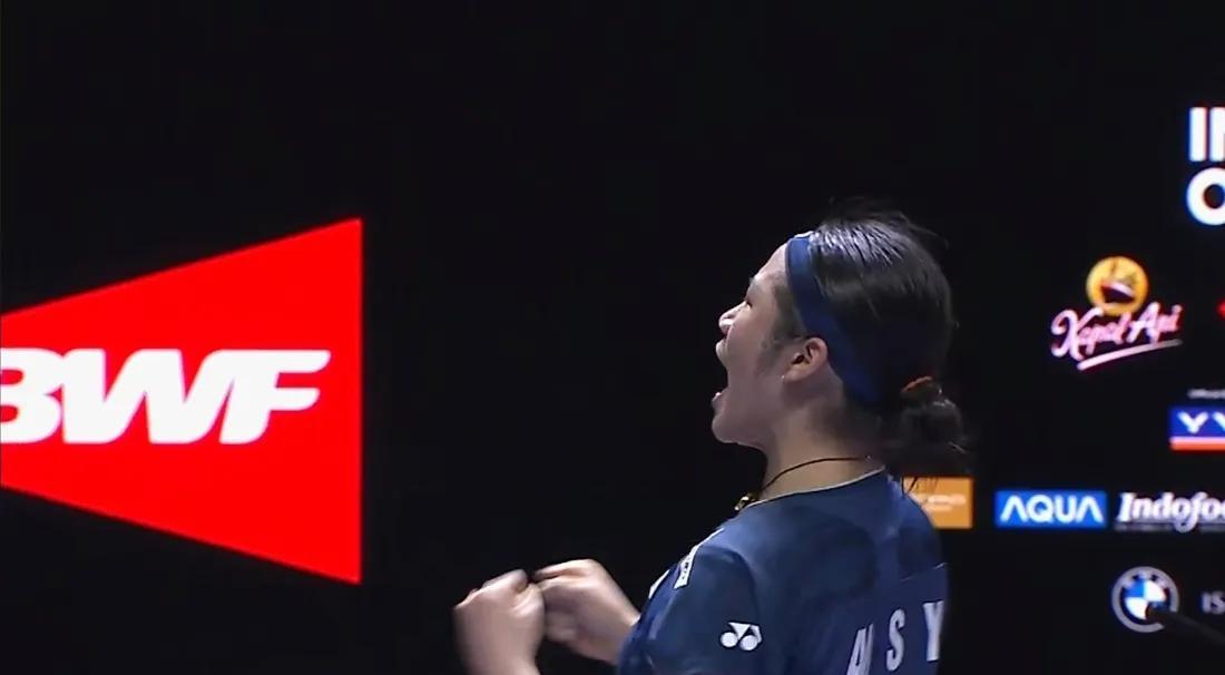 山口茜的无奈？女单F4时代终结！
印尼公开赛女单半决赛：安洗莹VS山口茜，虽然山