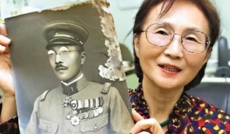 终于找到答案了！日本为什么不承认侵略战争？2007年，日本甲级战犯东条英机的孙女