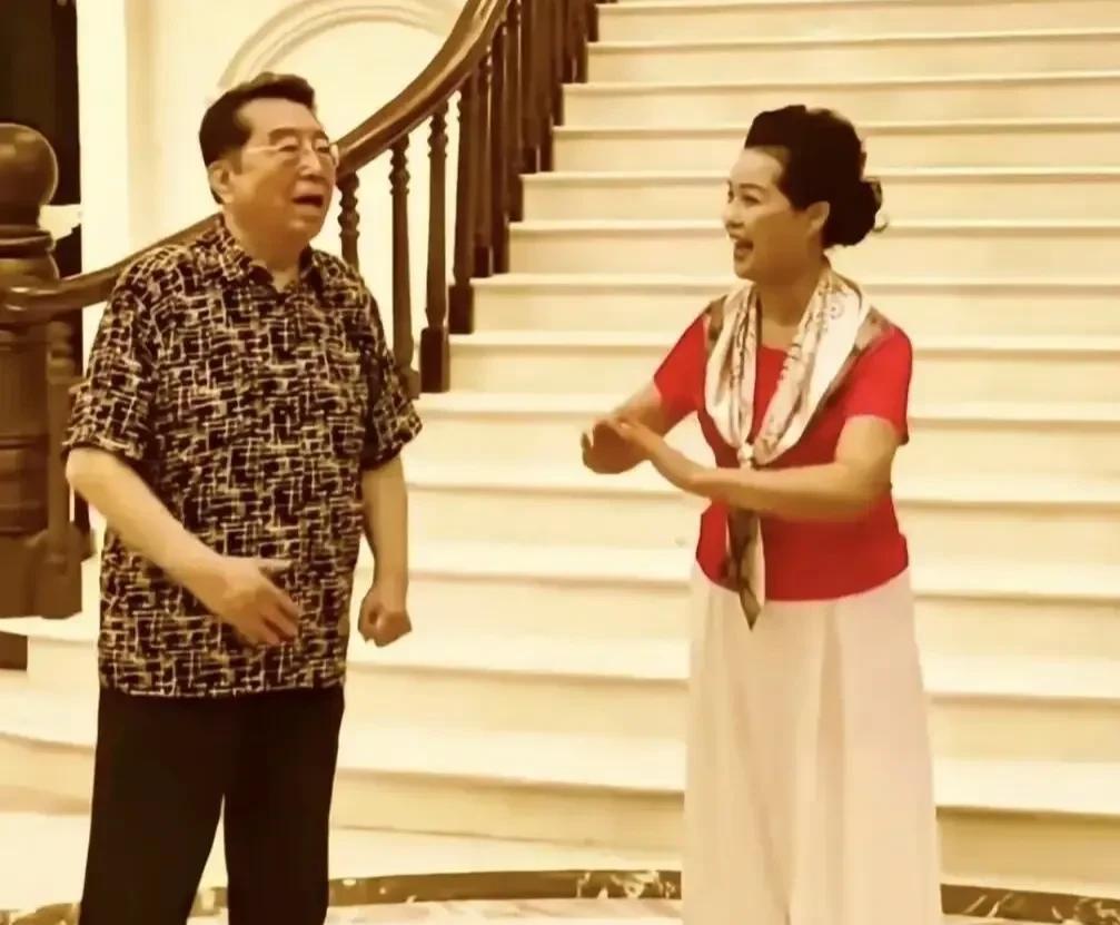 谈李双江独树一帜的“李氏唱法”
男高音歌唱家李双江目前已八十六岁，虽然也参加一些