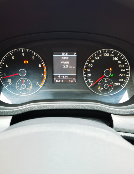 14年老款帕萨特1.8T，开的不快，国路限速80迈。
