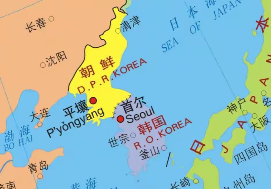 #视频转图文大赛#朝鲜与韩国对比
朝鲜人口数量为2700万，经济总量为400亿美